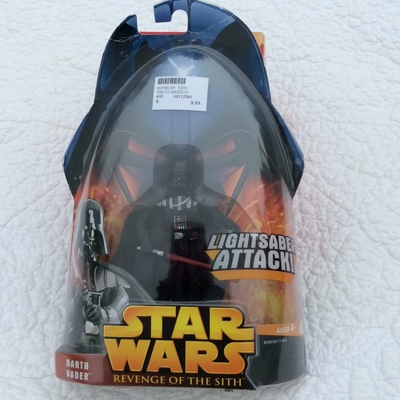 Star Wars Hasbro Action Figure Darth Vader NIB Year 2005 - Picture 2 of 7